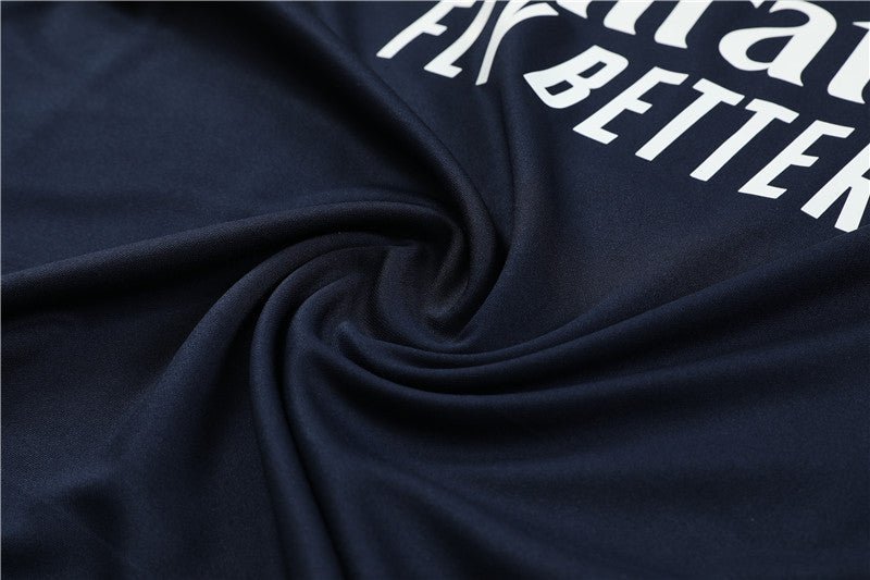 Special Edition Tracksuit Kit - Detail