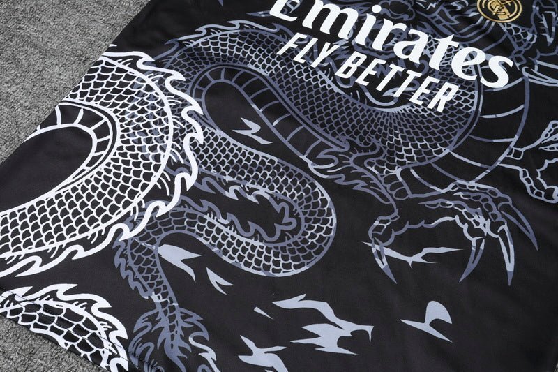 Special Edition Tracksuit Kit - Detail
