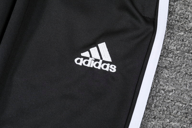 Special Edition Tracksuit Kit - Detail