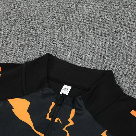 Special Edition Tracksuit Kit - Detail