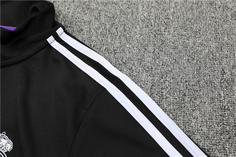 Special Edition Tracksuit Kit - Detail