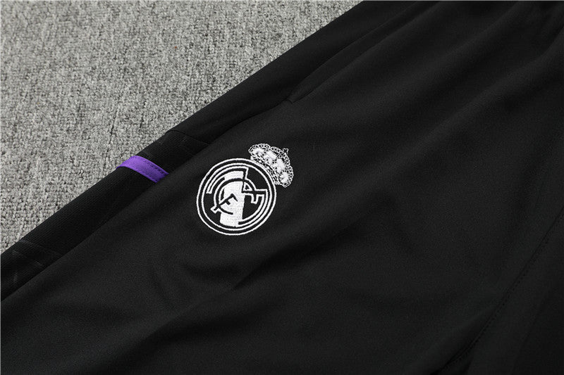 Special Edition Tracksuit Kit - Detail