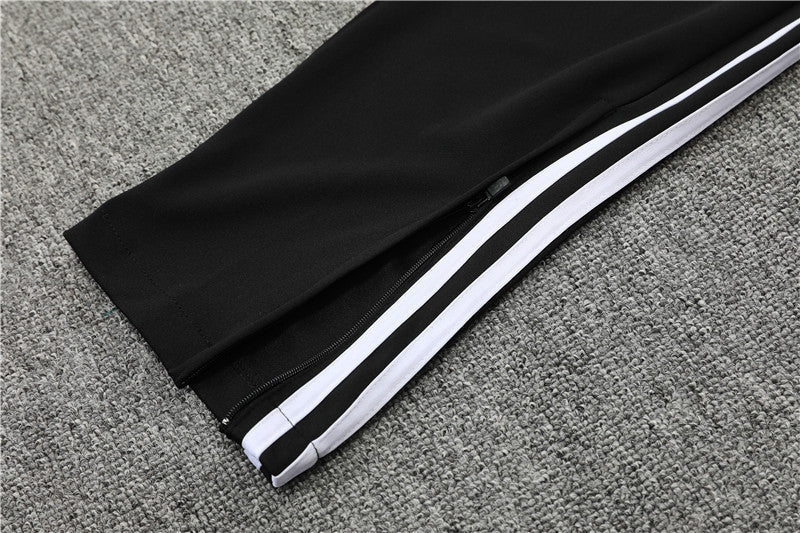 Special Edition Tracksuit Kit - Detail