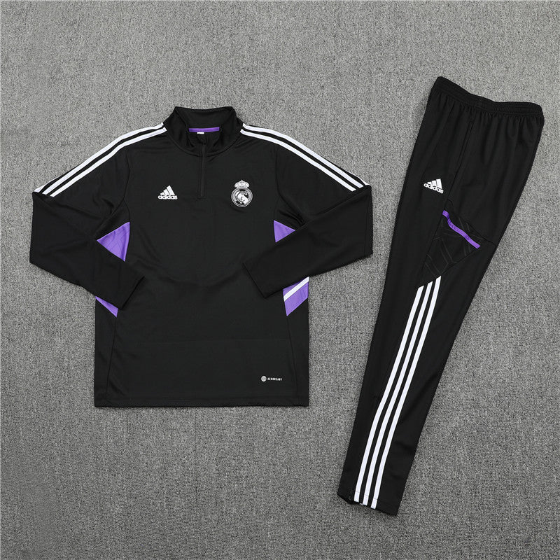 Special Edition Tracksuit Kit - Detail