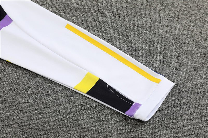 Special Edition Tracksuit Kit - Detail