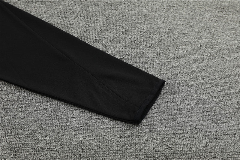 Special Edition Tracksuit Kit - Detail