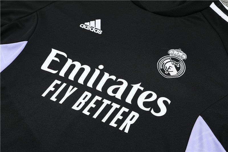 Special Edition Tracksuit Kit - Detail