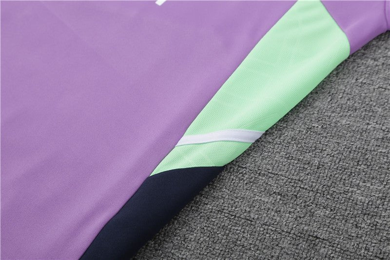 Special Edition Tracksuit Kit - Detail