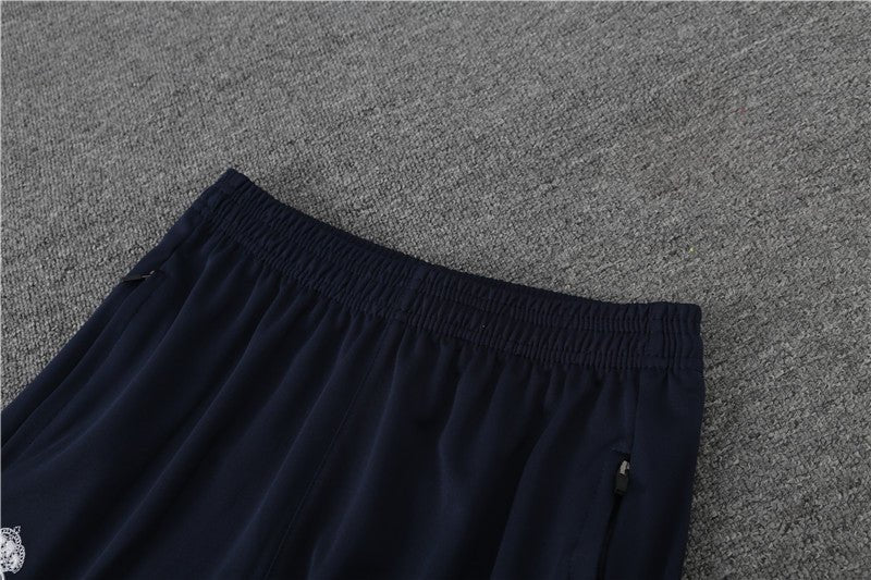 Special Edition Tracksuit Kit - Detail