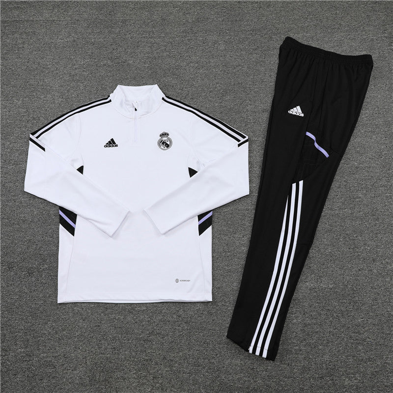 Special Edition Tracksuit Kit - Detail