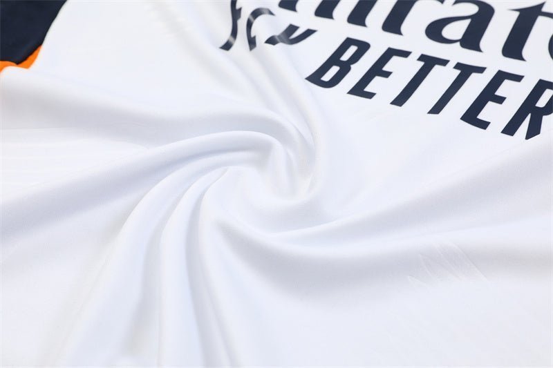 Special Edition Tracksuit Kit - Detail