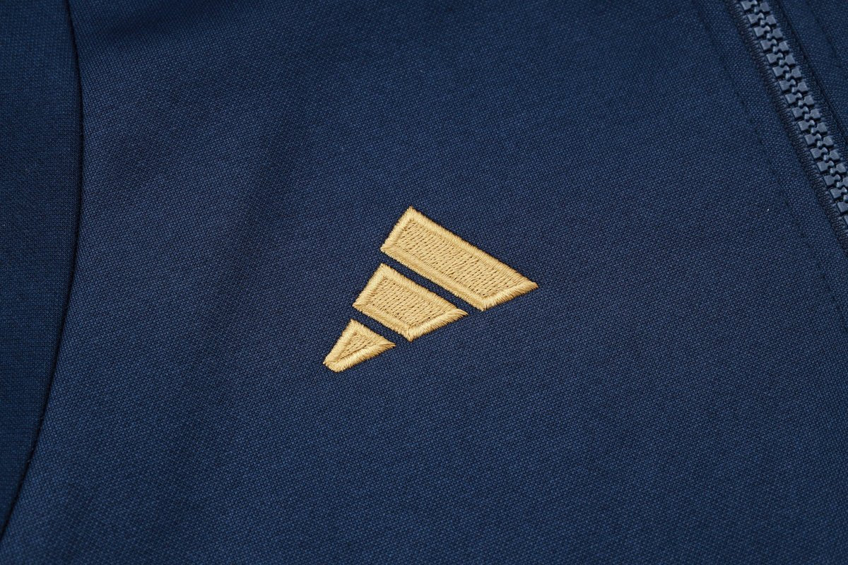 2024 Tracksuit Kit - Detail