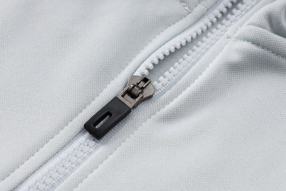 Tracksuit Kit - Detail
