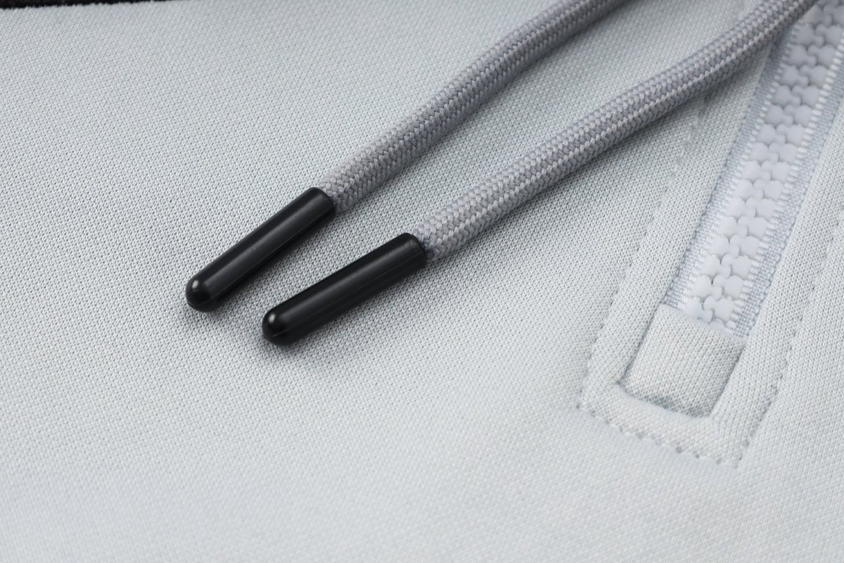 Tracksuit Kit - Detail