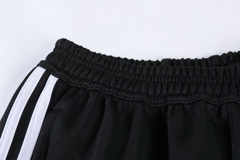 Special Edition Tracksuit Kit - Detail