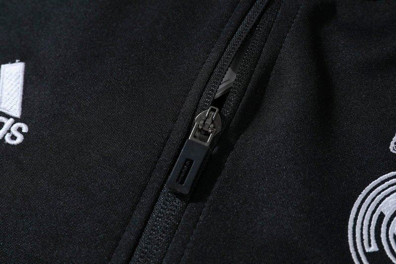 Special Edition Tracksuit Kit - Detail