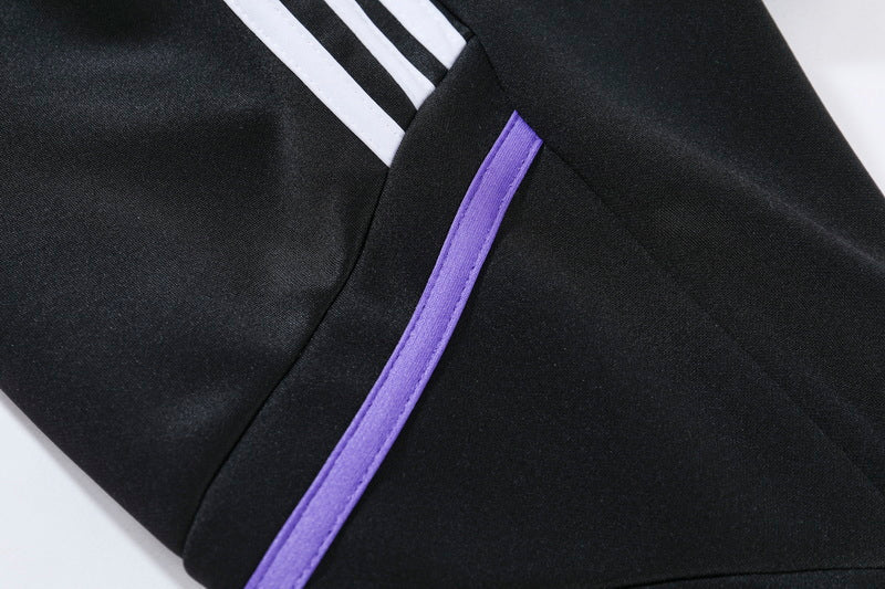 Special Edition Tracksuit Kit - Detail