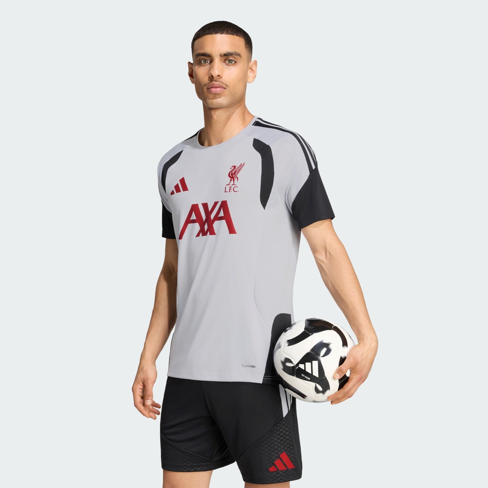 Training 2 26/27 Men’s Shirt - Modeled
