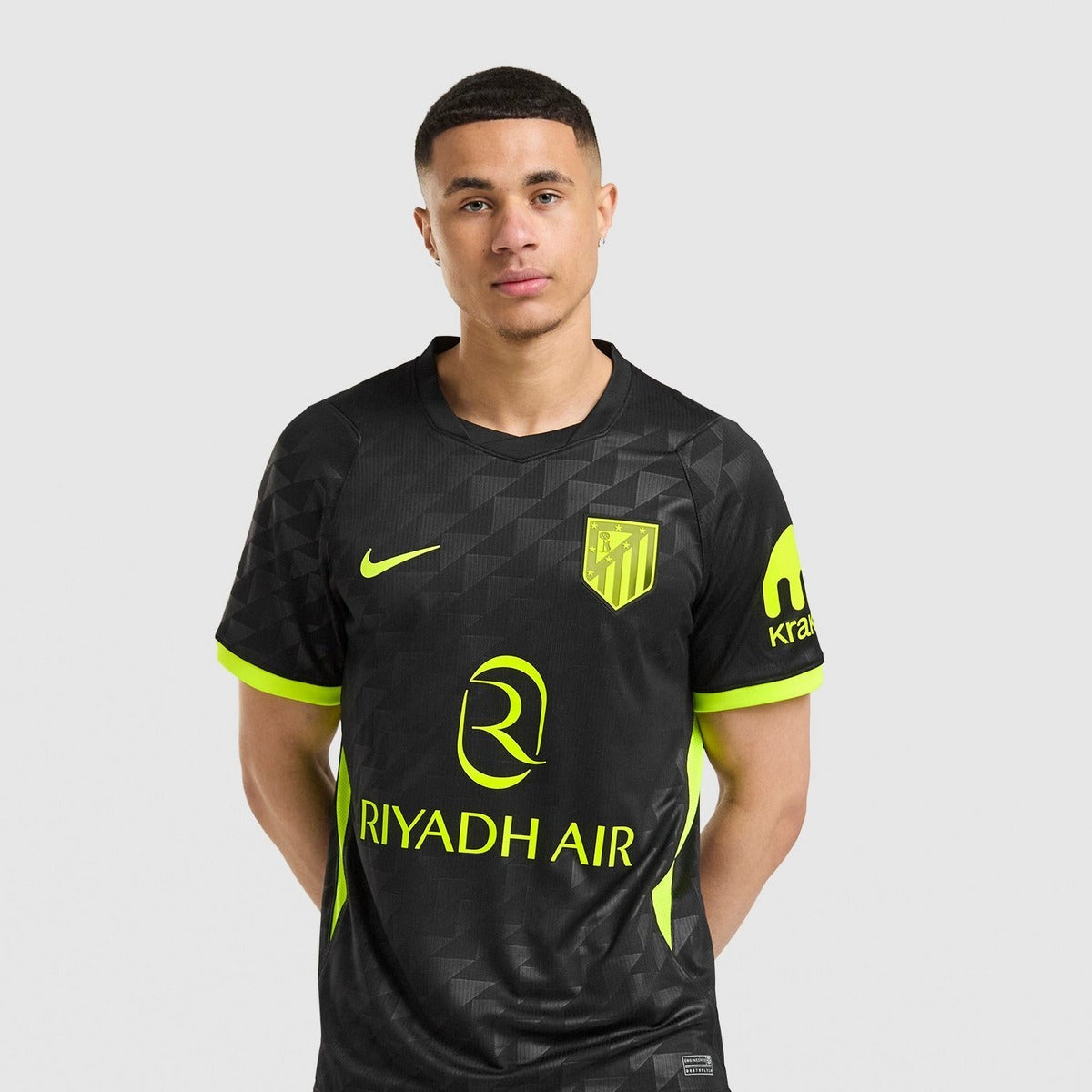 Away 26/27 Men's Shirt - Model Front