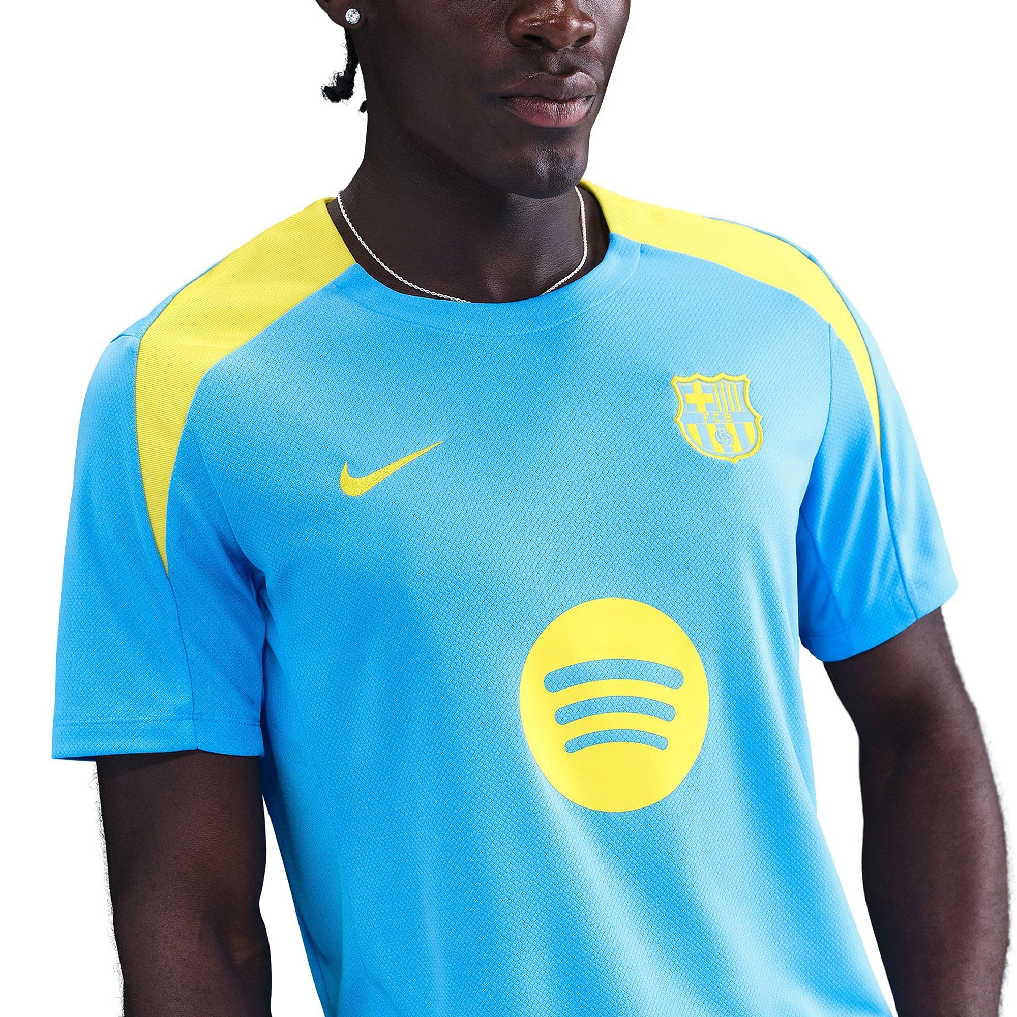 Training 3 25/26 Men's Shirt - On Model Front