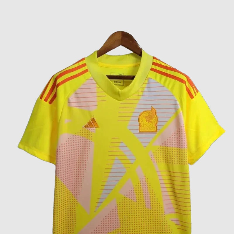 Mexico 24/25 Goalkeeper Shirt - View 3