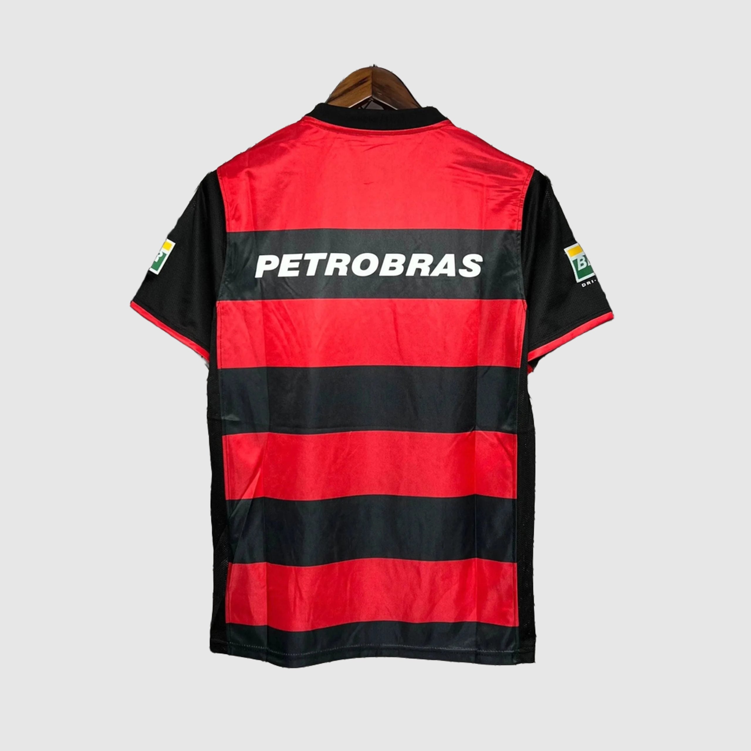 Mengão 2000/01 Retro Home Shirt - View 2