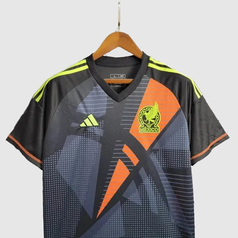 Mexico 24/25 Goalkeeper Shirt - View 3