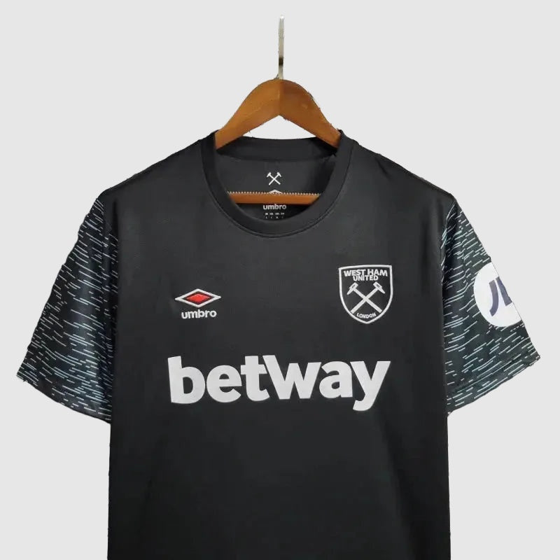 2 24/25 Away Men’s Shirt